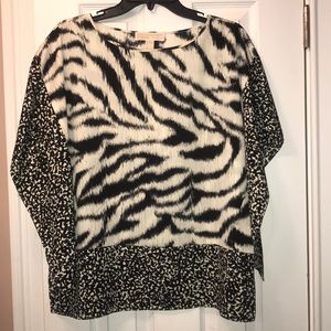 Michael Kors top! 🦋